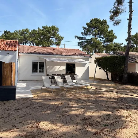 Maison Climatisee A 450 Metres De La بيت للعطل