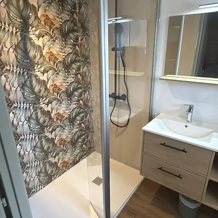 Maison Climatisee A 450 Metres De La بيت للعطل